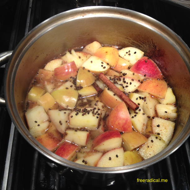 Boiled Apples With Spices
